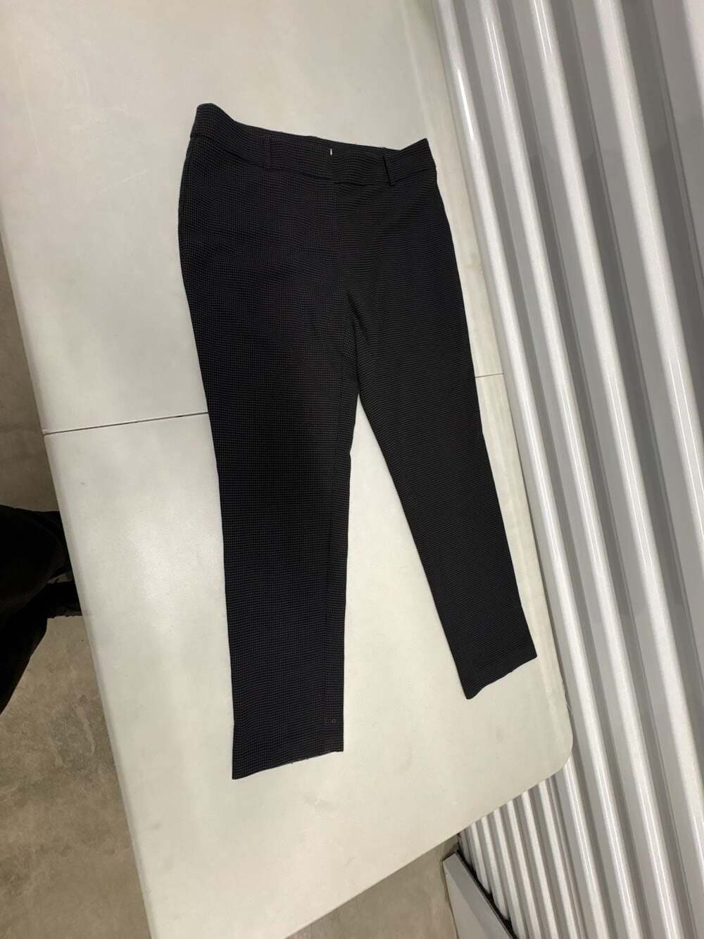 Anne Klein The Director Women's Black and White Dot Pattern Ankle Pants
